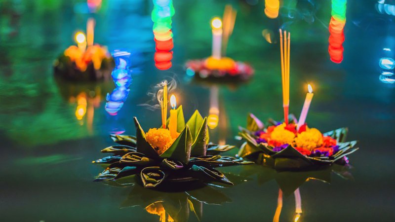 fêtes traditionnelles thaïlandaises - Loy Krathong